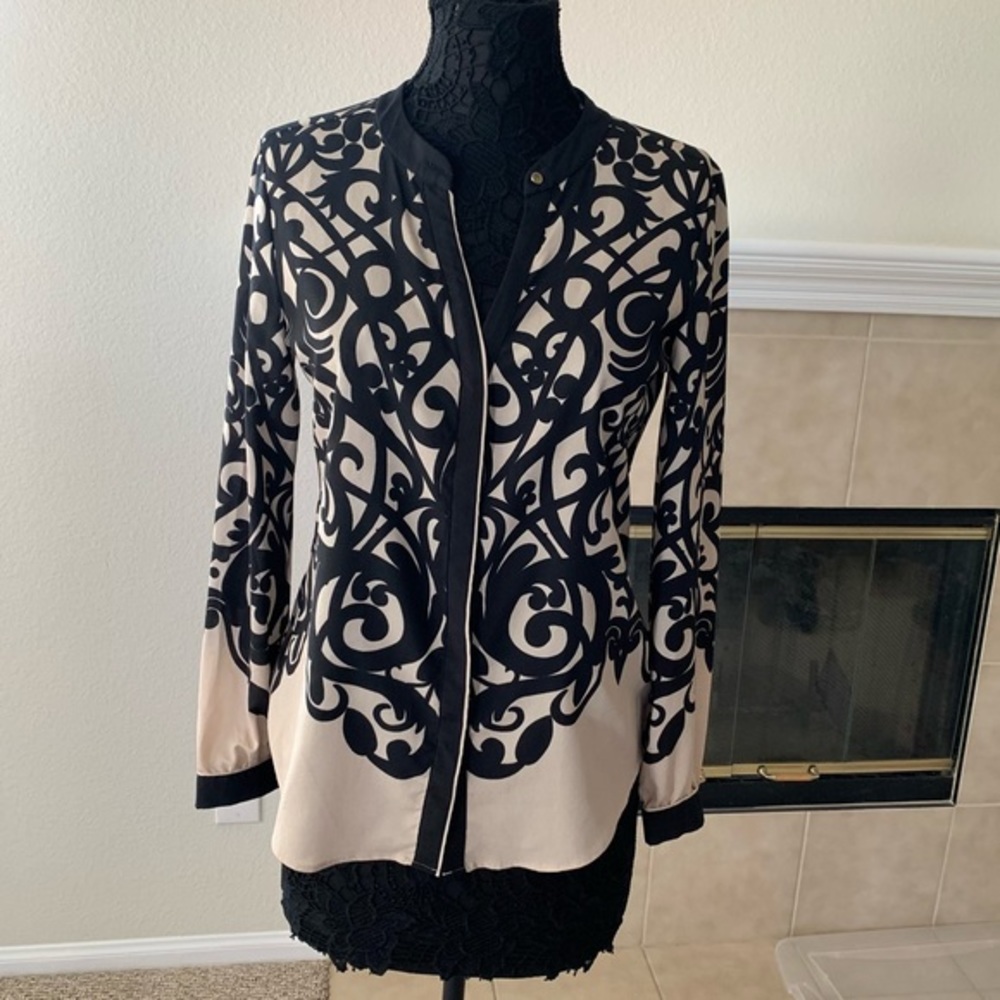 New York & Company Black and Tan Blouse, Button down